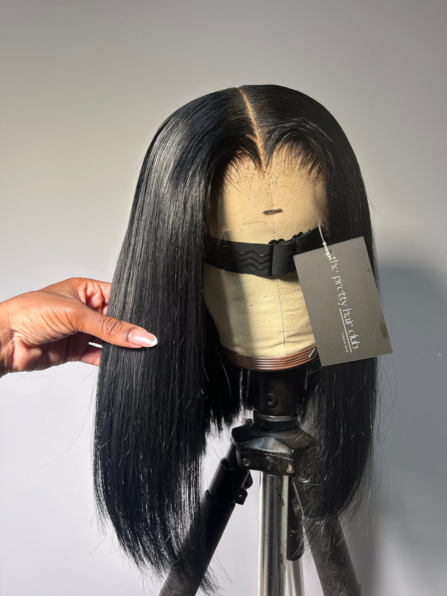 CLEARANCE: 12" 6X6 STRAIGHT JET BLACK BOB