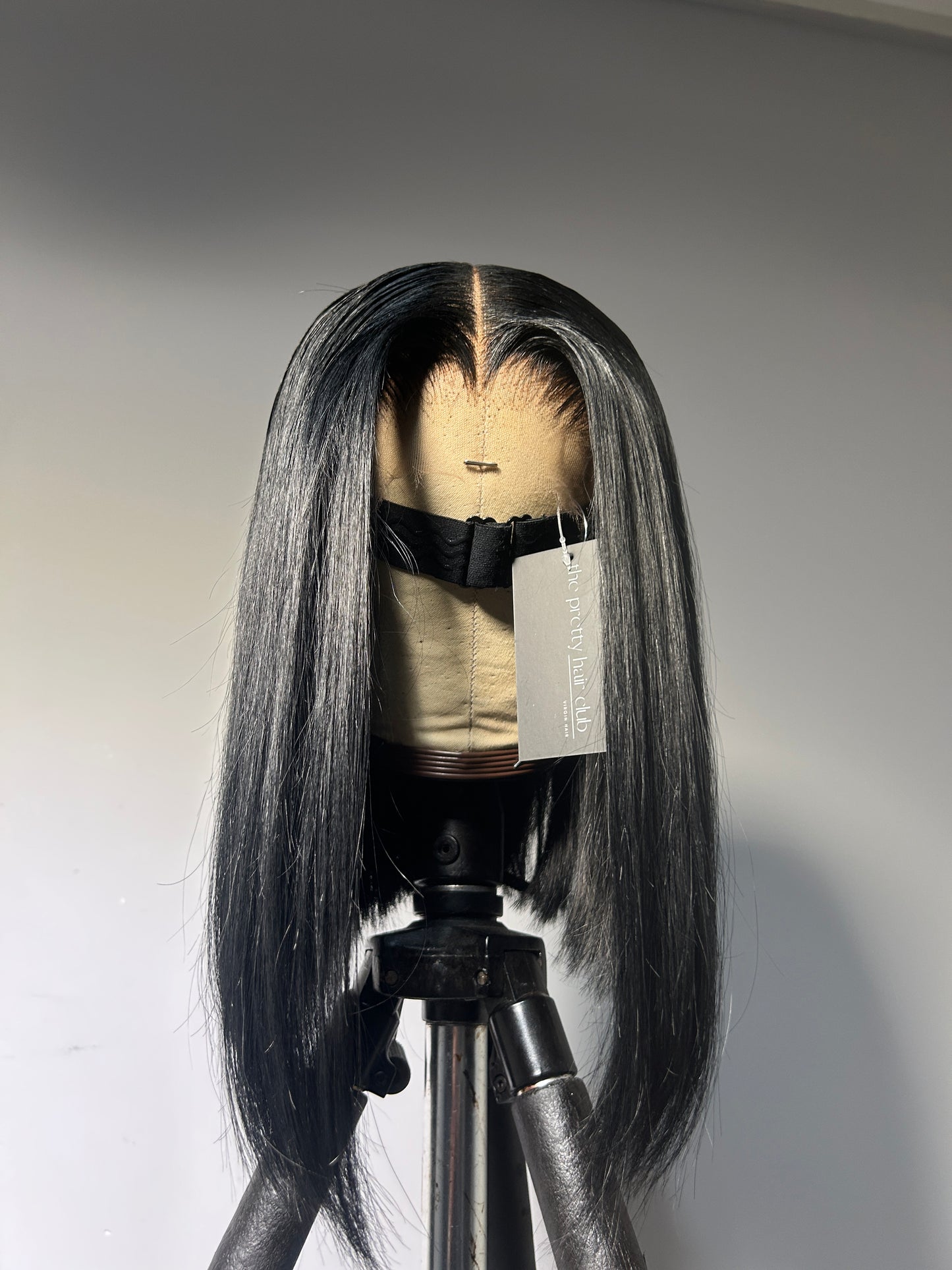 CLEARANCE: 12" 6X6 STRAIGHT JET BLACK BOB