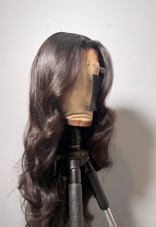 30” 5x5 LAYERED BODYWAVE WIG